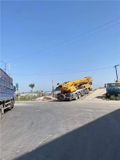 合川区25吨吊车的租赁价格大概是多少？